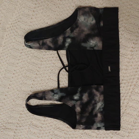 VS Pink Sport Bra Ultimate Lightly Lined Size Medium Black Multicolor - Picture 2 of 11